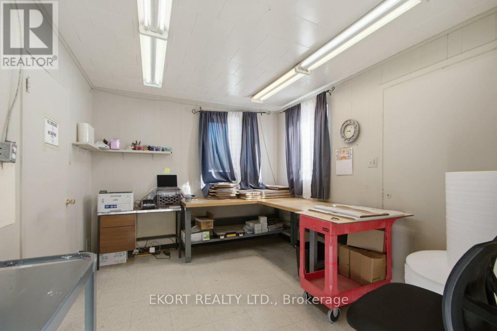 200 Stanley Street Property Photo 12