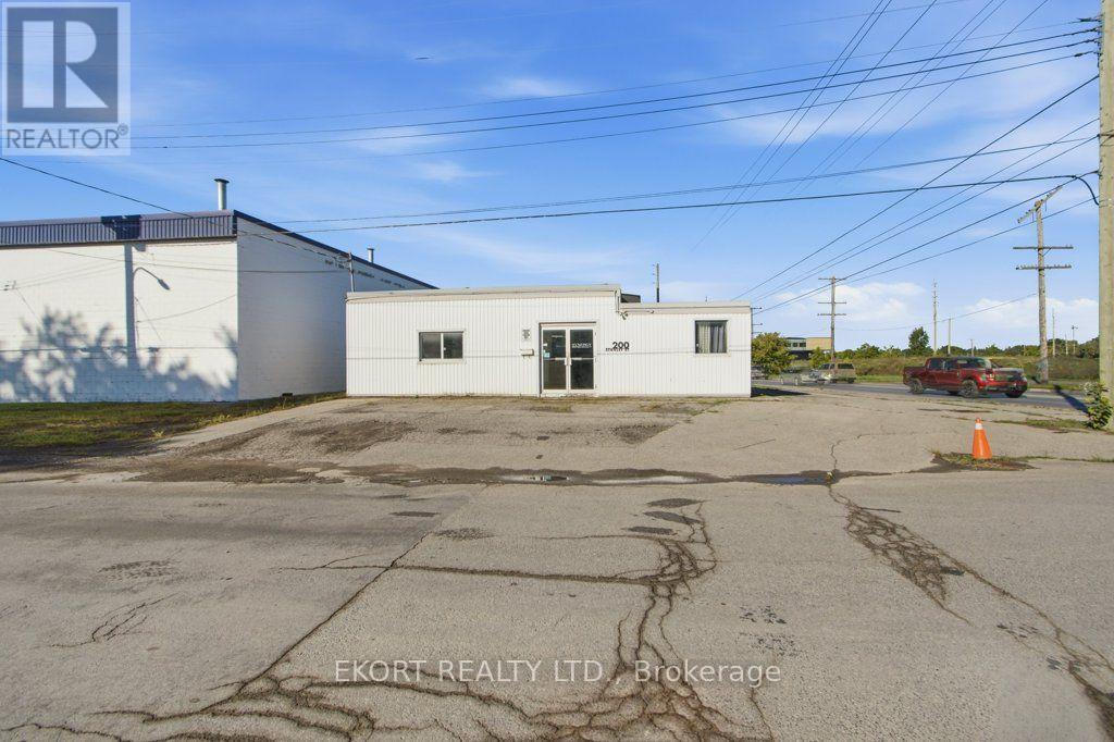 200 Stanley Street Property Photo 19