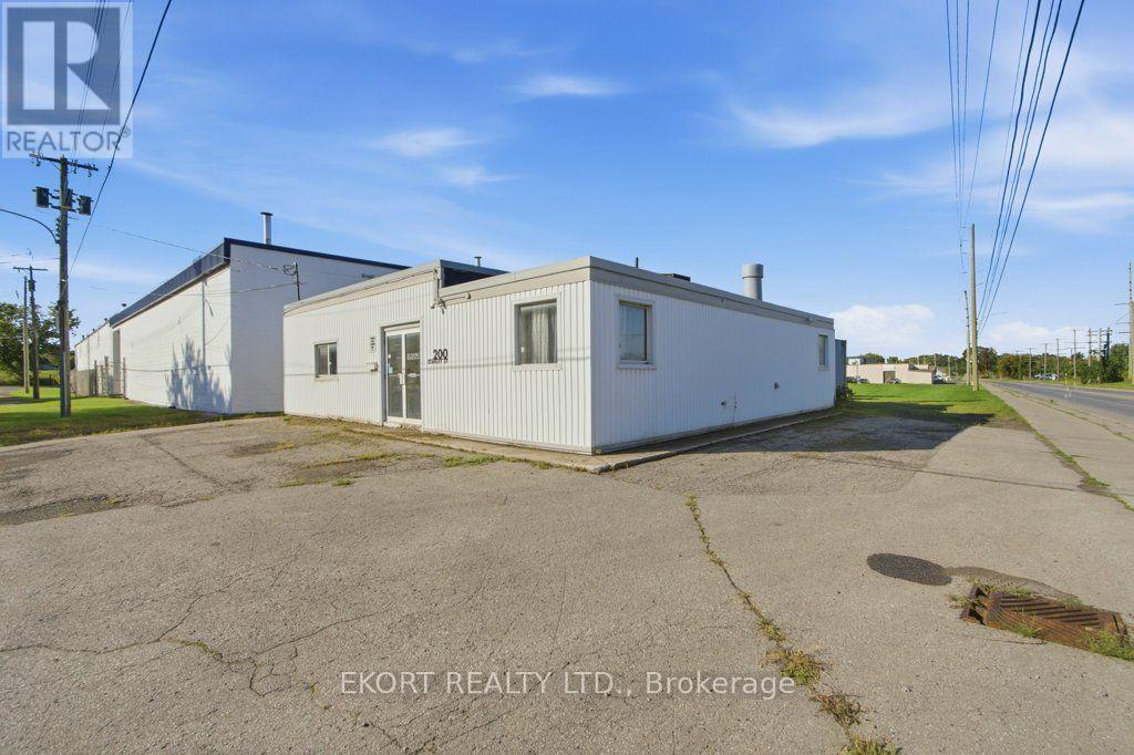 200 Stanley Street Property Photo 20