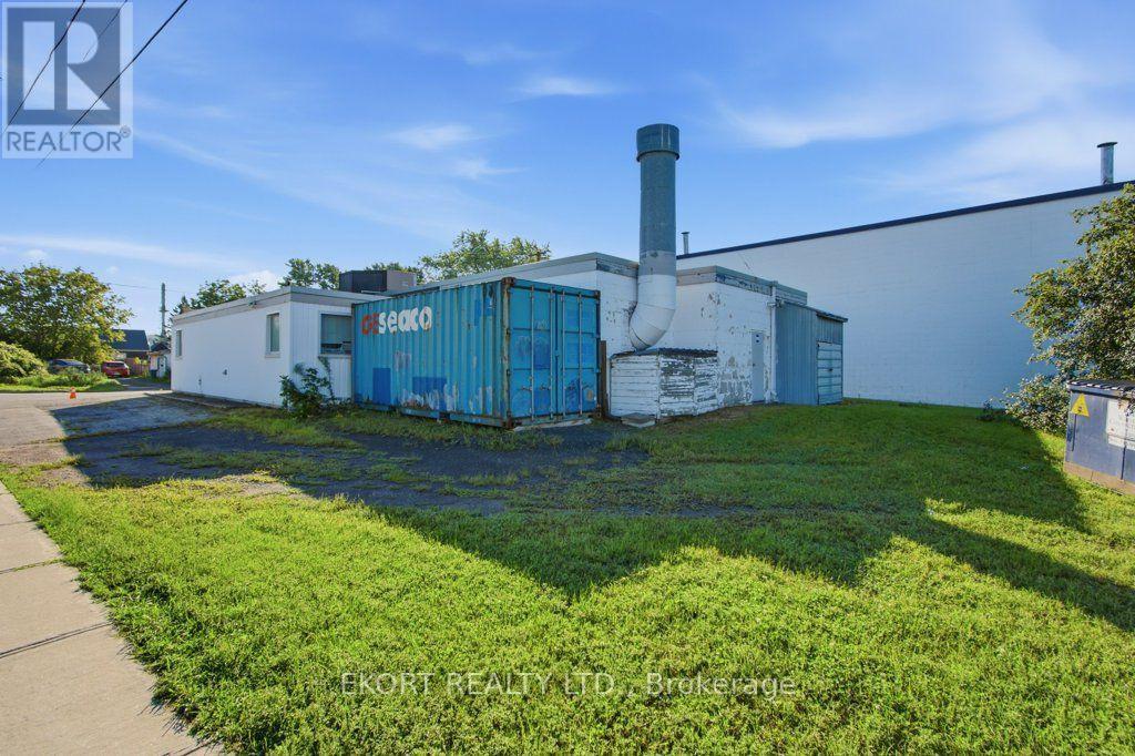 200 Stanley Street Property Photo 21