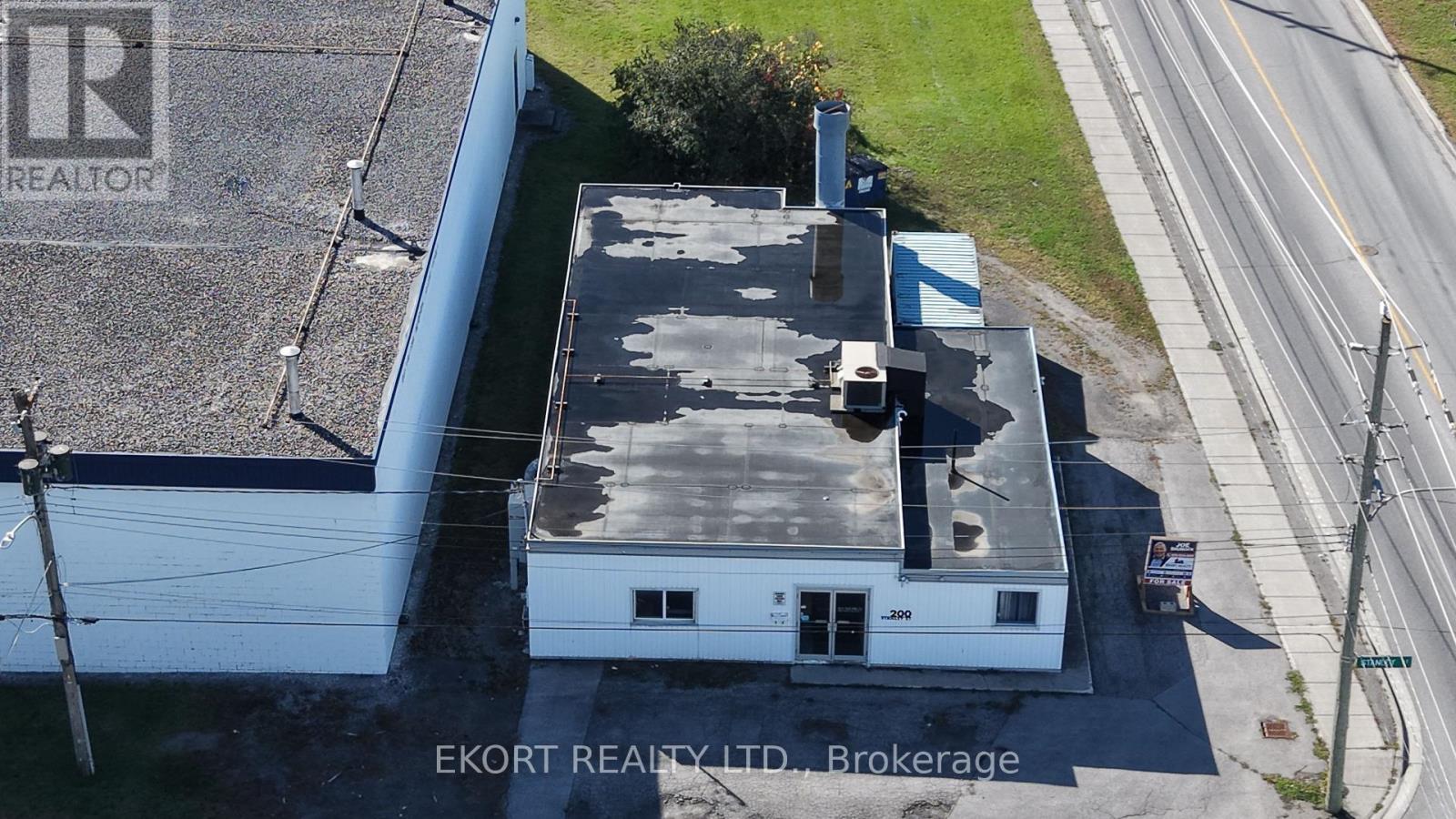 200 Stanley Street Property Photo 23
