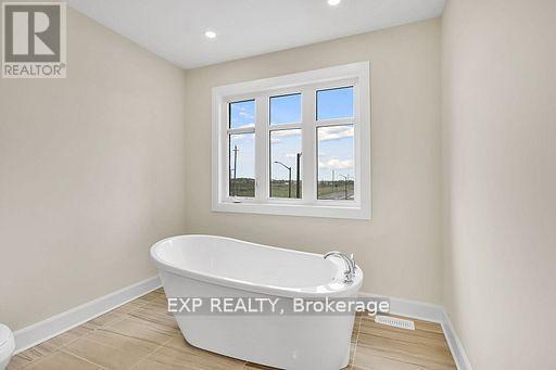 15 Reynolds Avenue Property Photo 20
