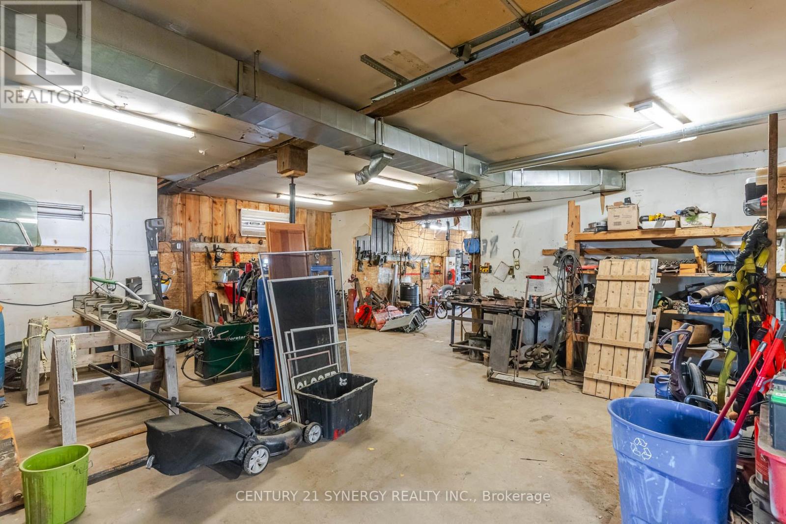 15839 Highway 7 Highway Property Photo 31