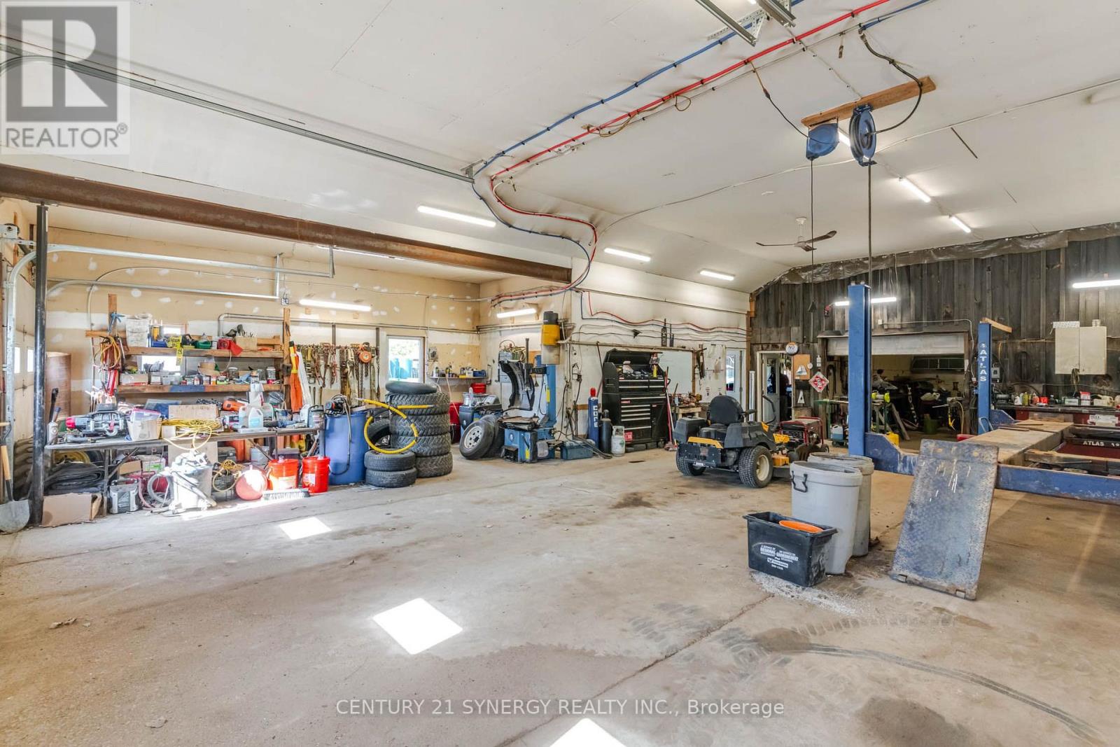 15839 Highway 7 Highway Property Photo 41