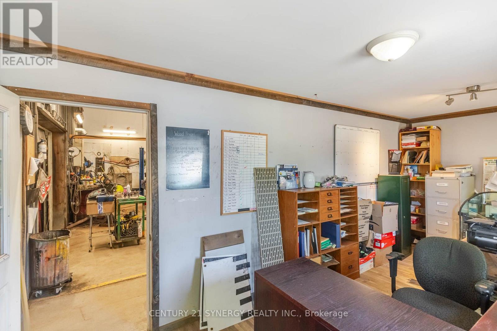 15839 Highway 7 Highway Property Photo 44