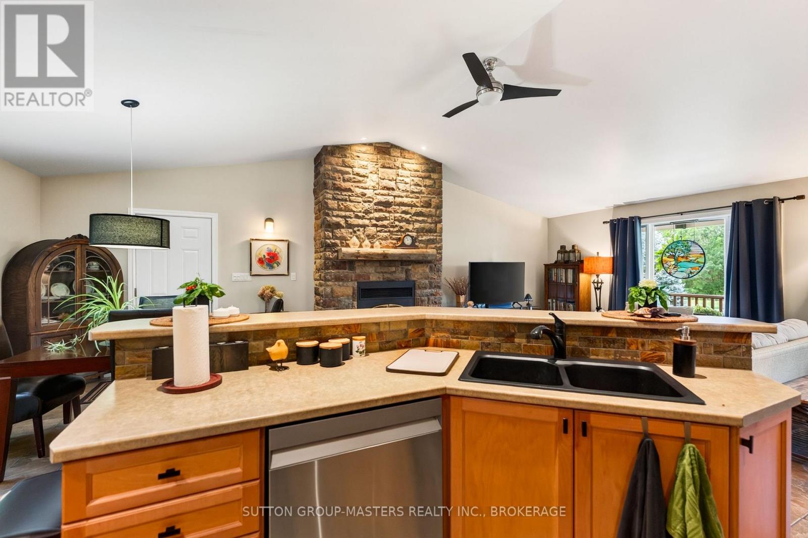 4126 Hideaway Lane Property Photo 11