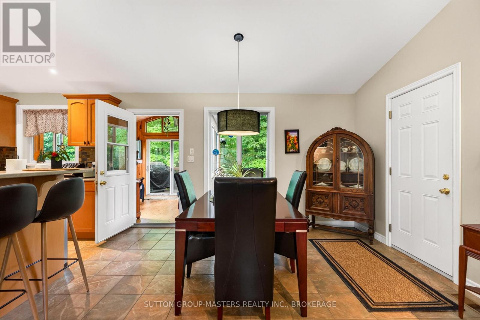 4126 Hideaway Lane Property Photo 14