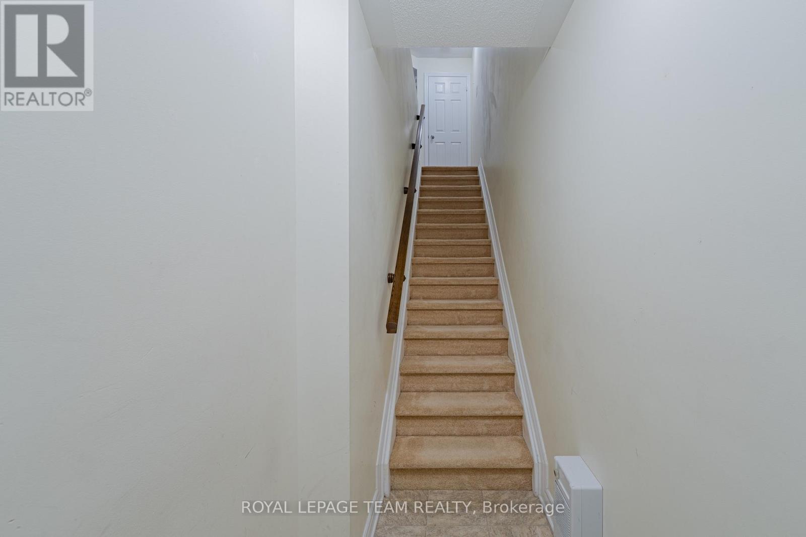 B - 634 Chapman Mills Drive Property Photo 6