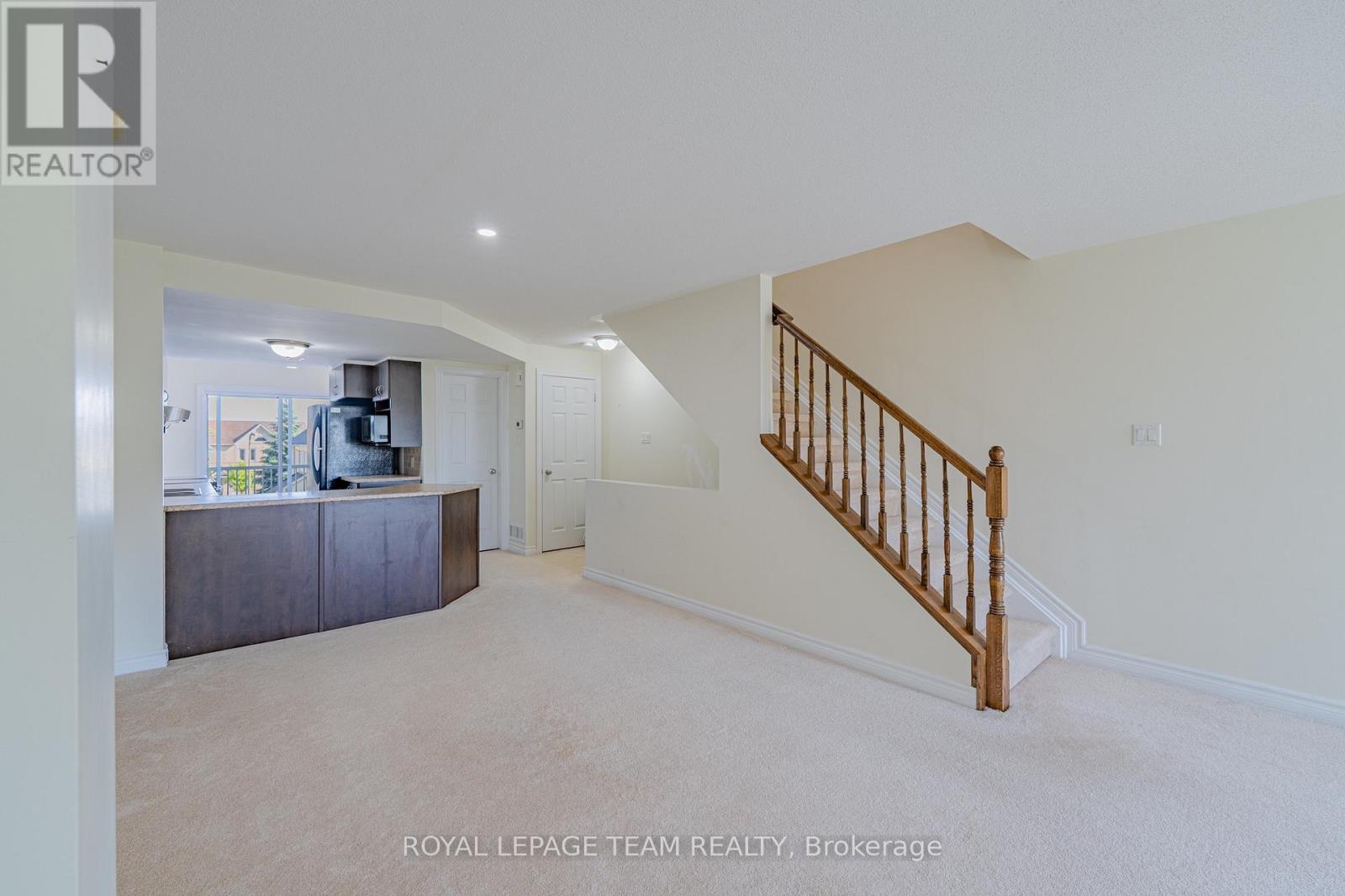 B - 634 Chapman Mills Drive Property Photo 12