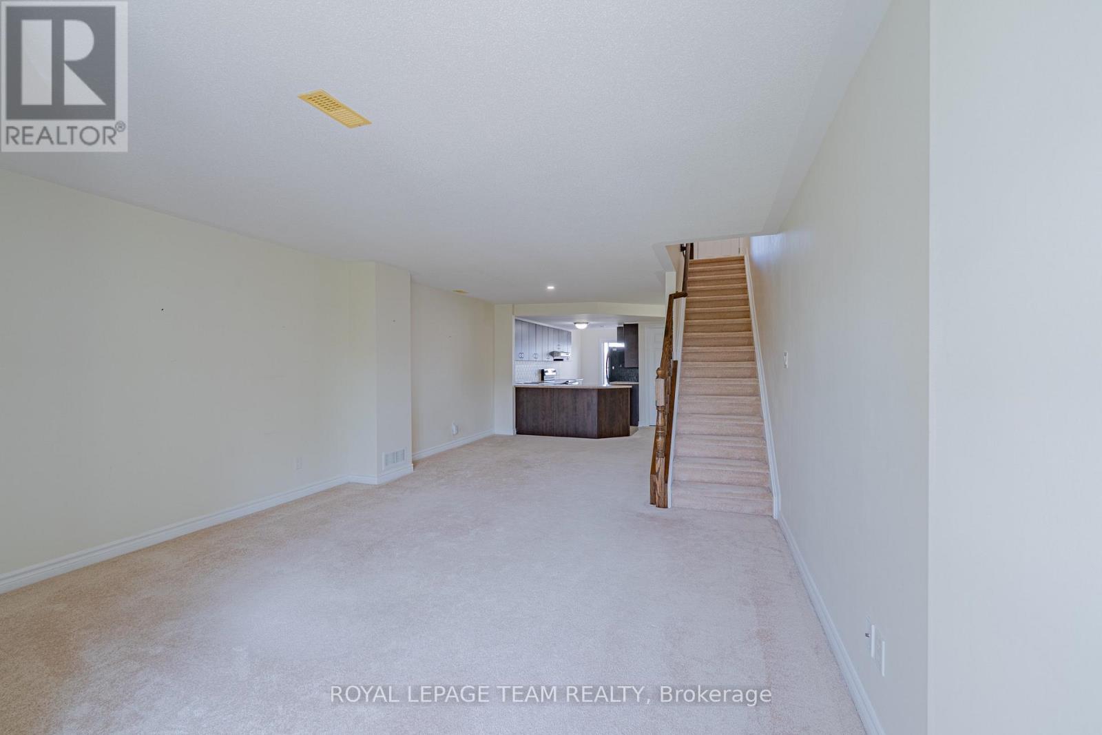 B - 634 Chapman Mills Drive Property Photo 24