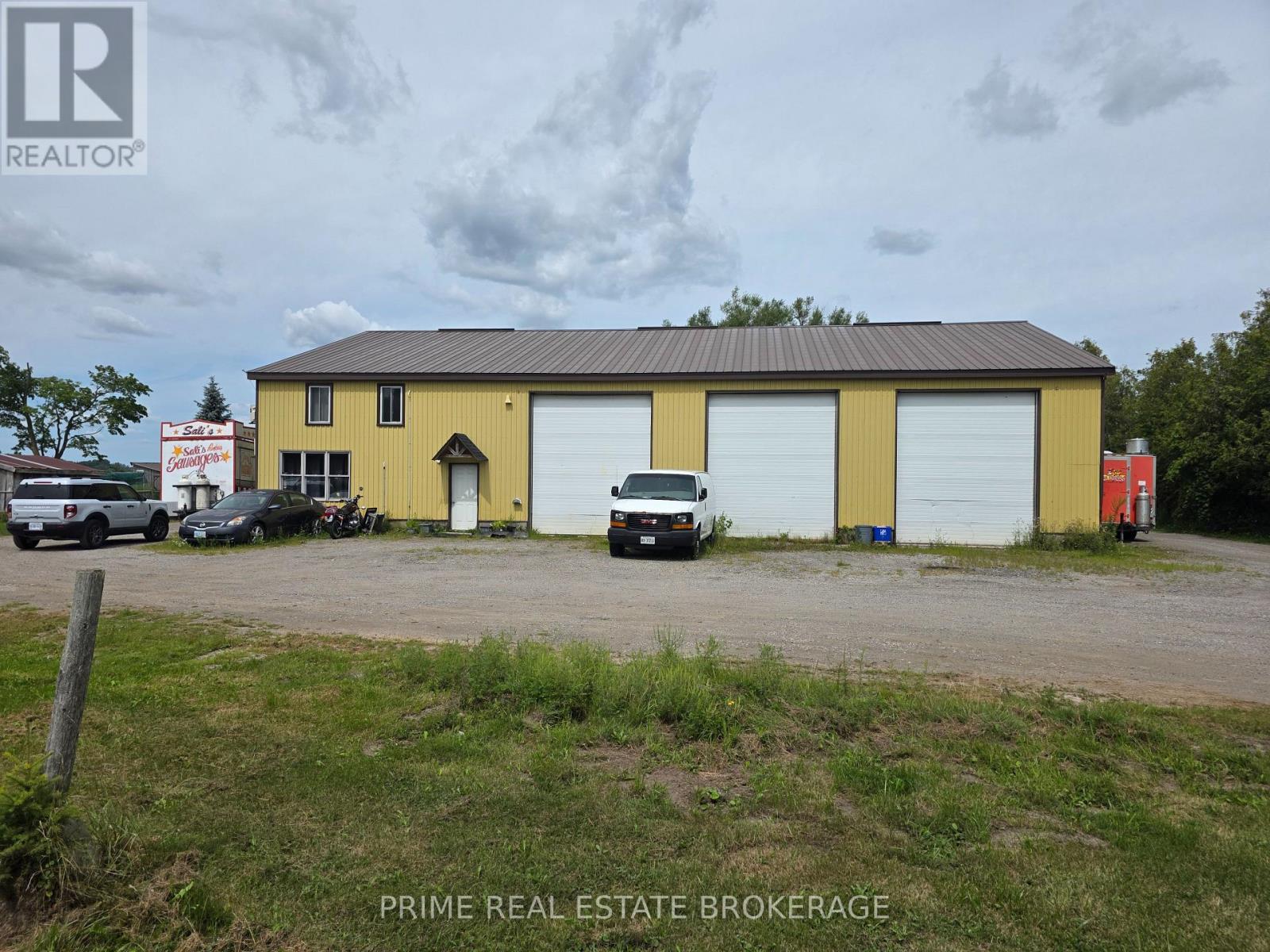 2144 Hamilton Road Property Photo 1