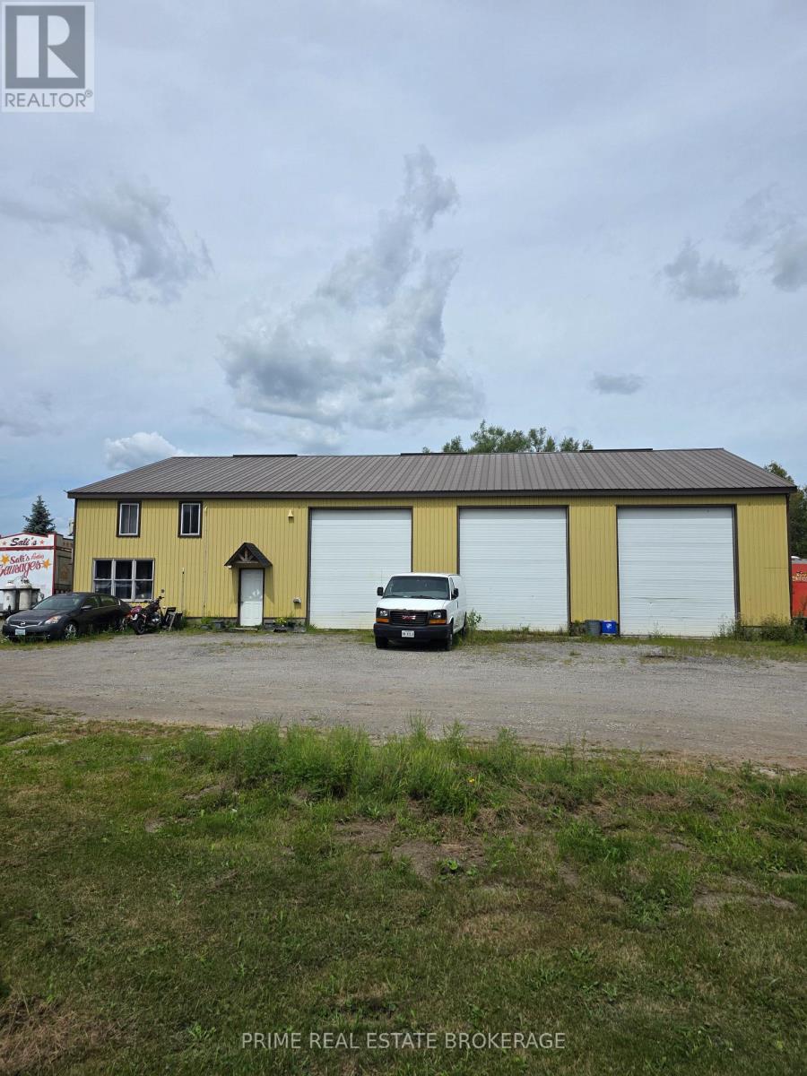 2144 Hamilton Road Property Photo 3