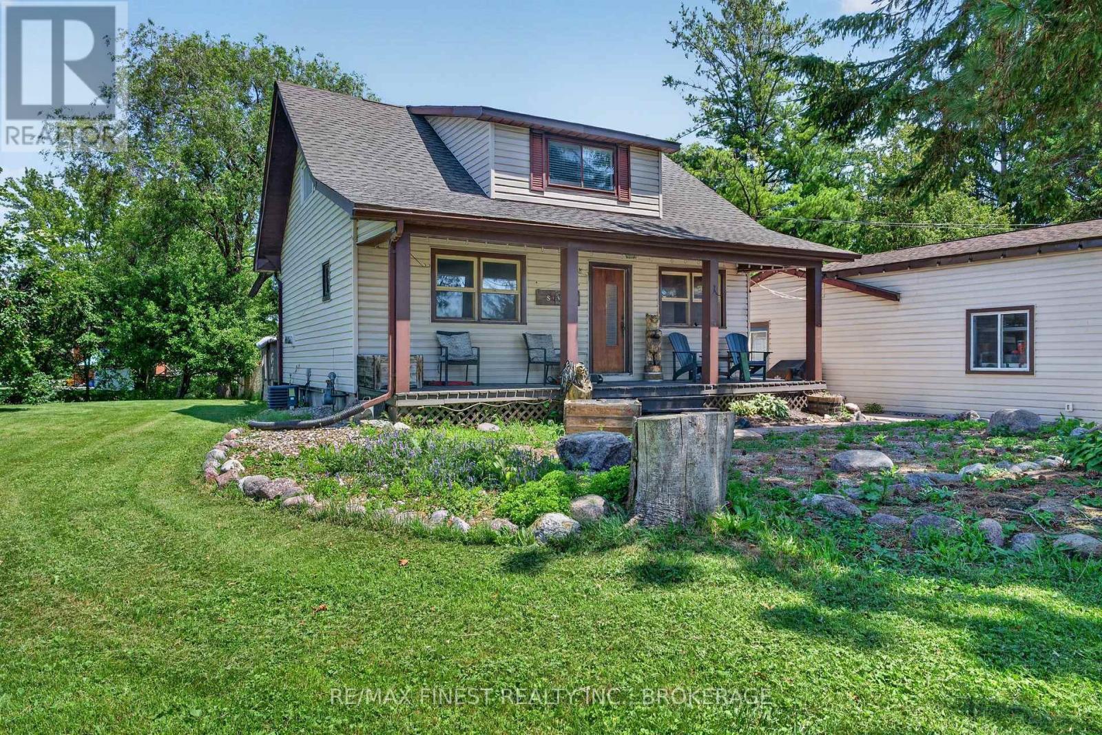 2270 Mcivor Road Property Photo 1