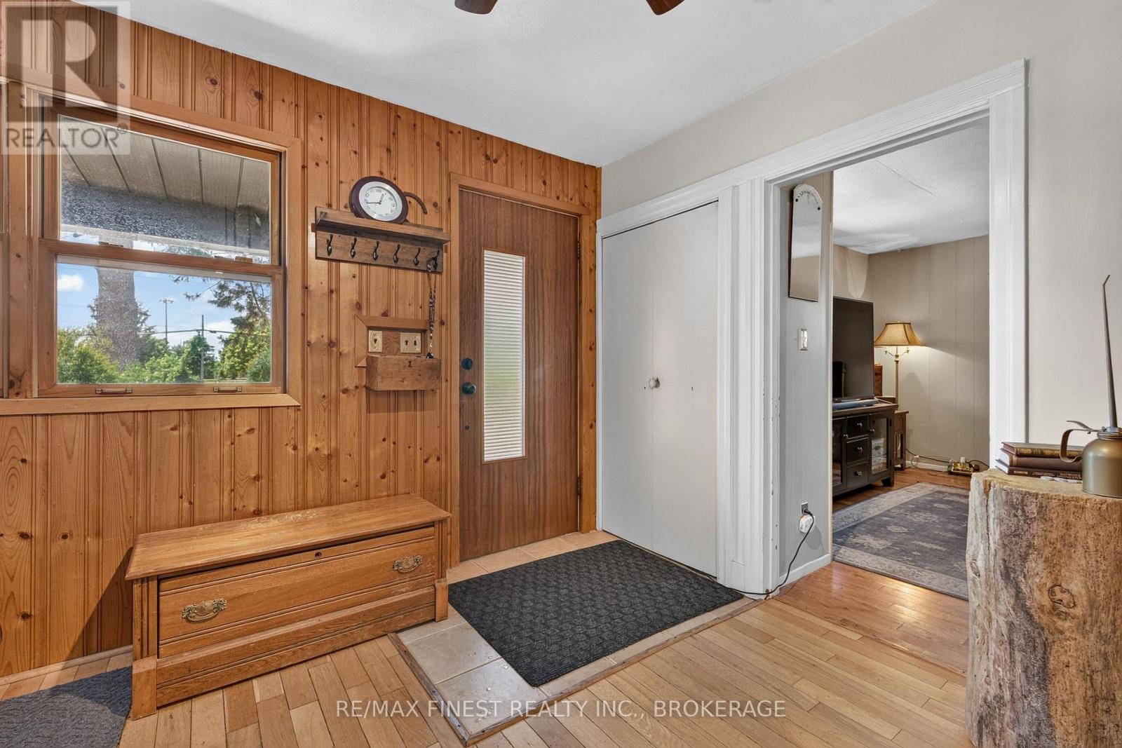2270 Mcivor Road Property Photo 9