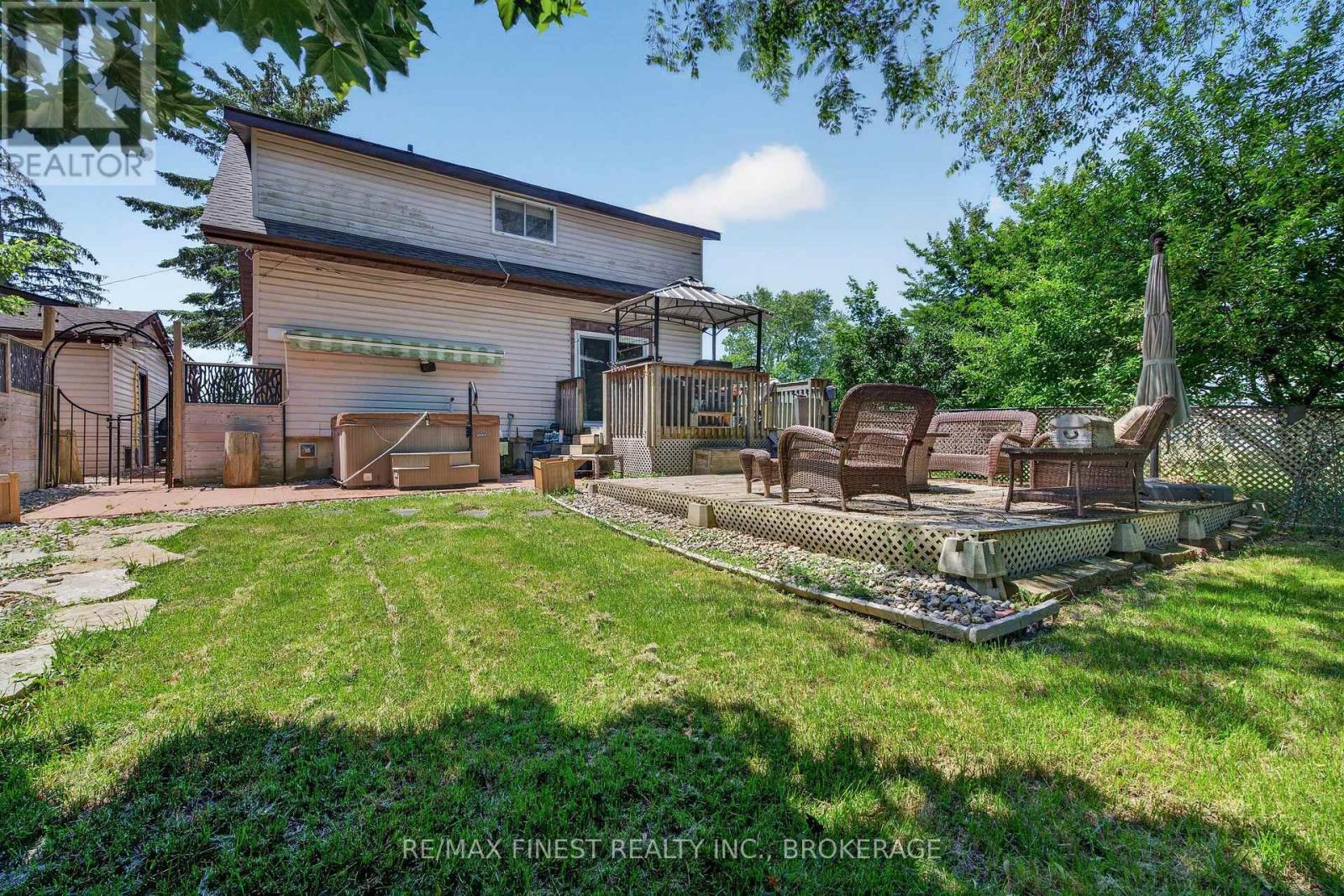 2270 Mcivor Road Property Photo 28