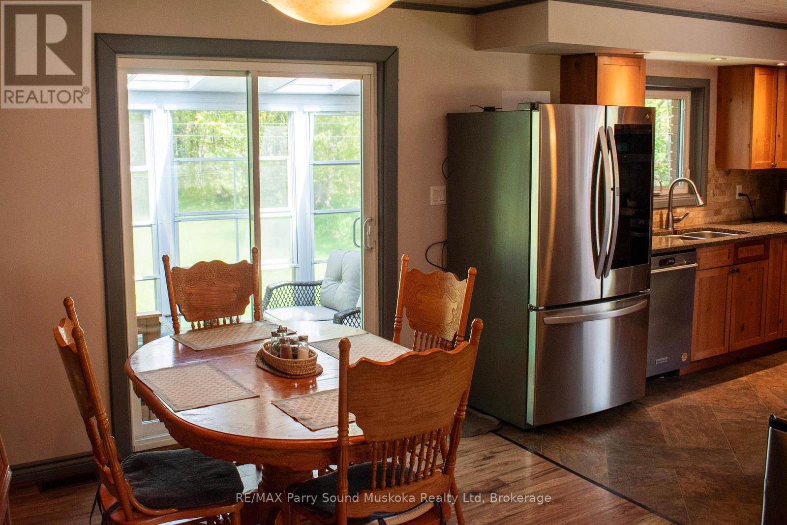 690 Hurdville Road Property Photo 10