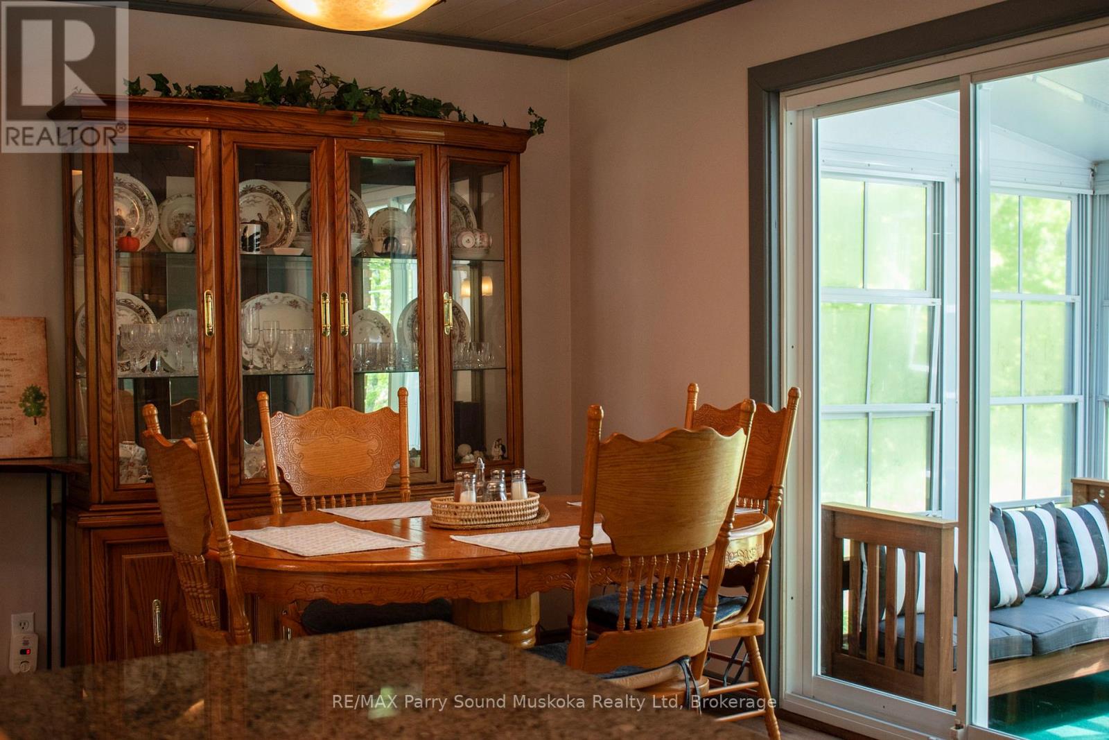 690 Hurdville Road Property Photo 11
