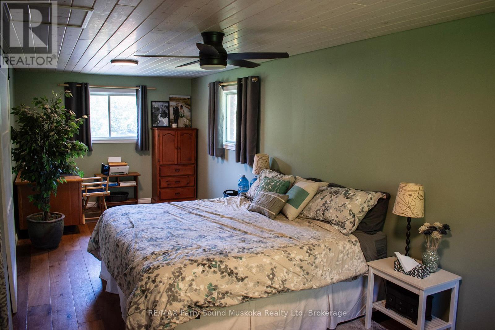 690 Hurdville Road Property Photo 13