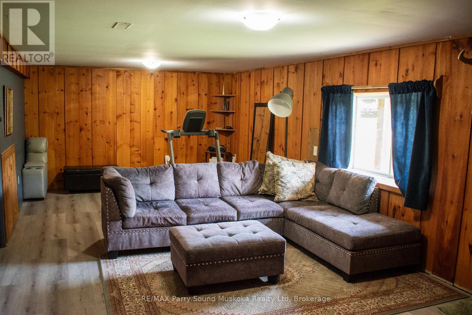 690 Hurdville Road Property Photo 18
