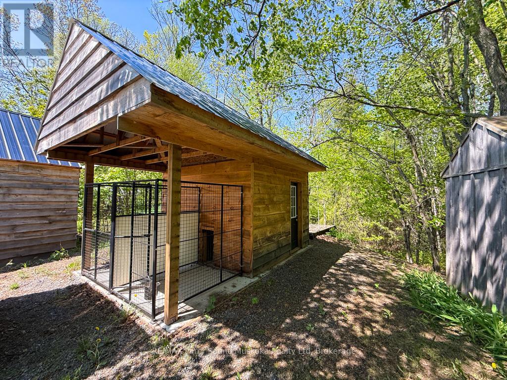 690 Hurdville Road Property Photo 31