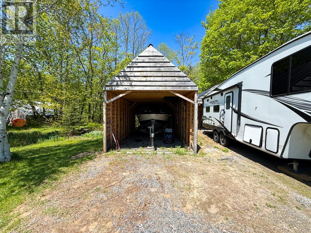 690 Hurdville Road Property Photo 33