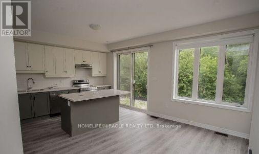 50 - 100 HOLLYWOOD COURT Property Photo 1