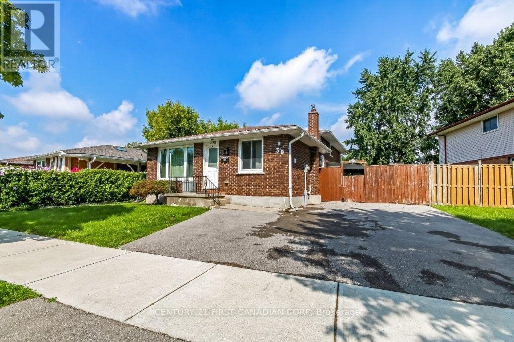 30 SCOTCHMERE CRESCENT