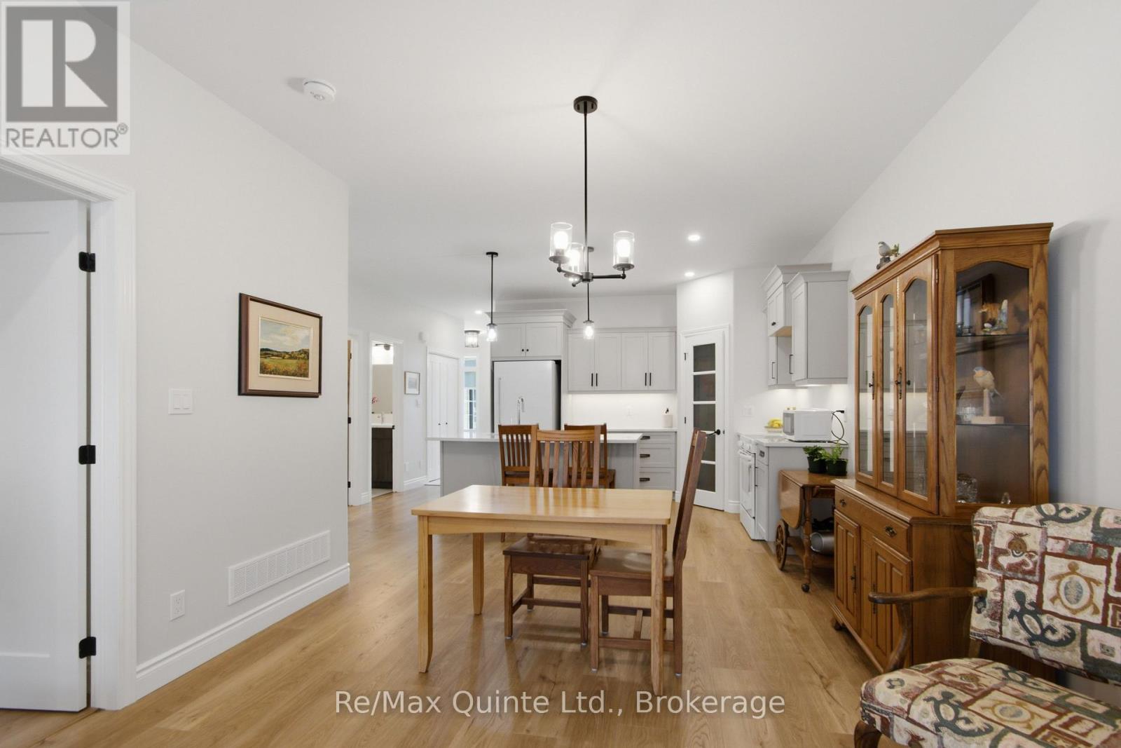 94 Raycroft Drive Property Photo 12