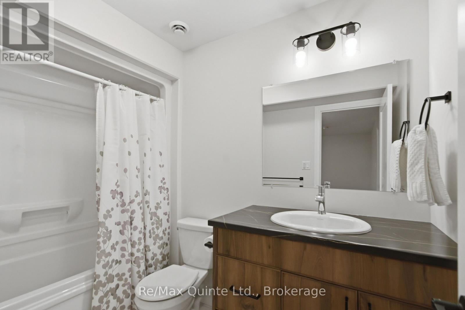 94 Raycroft Drive Property Photo 24