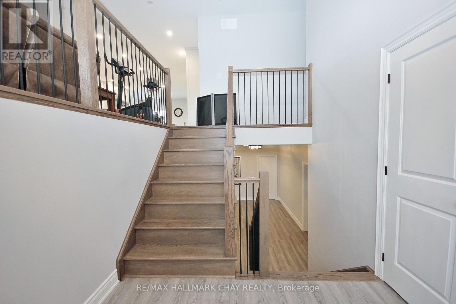 37 Hillside Drive Property Photo 5