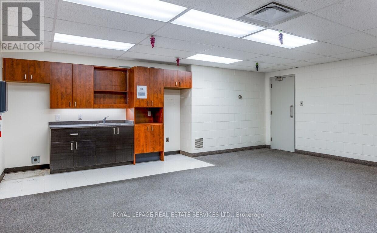 31 King Street Property Photo 13