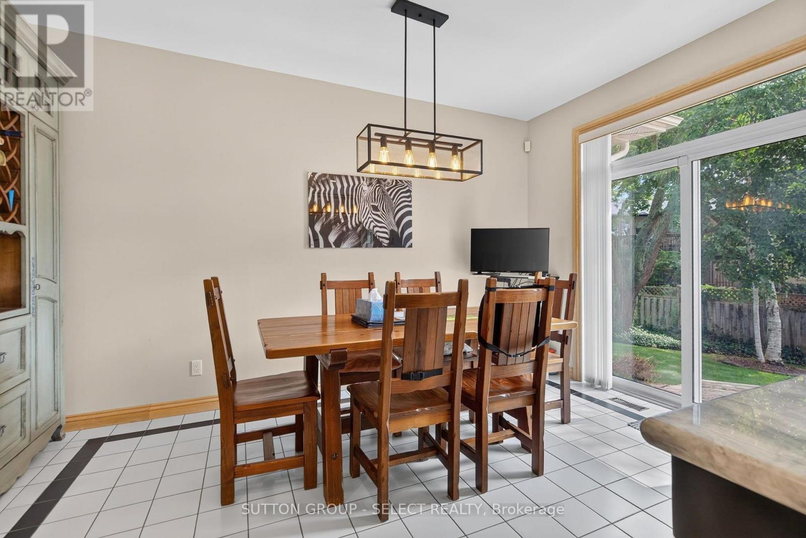 173 Whiteacres Drive Property Photo 17