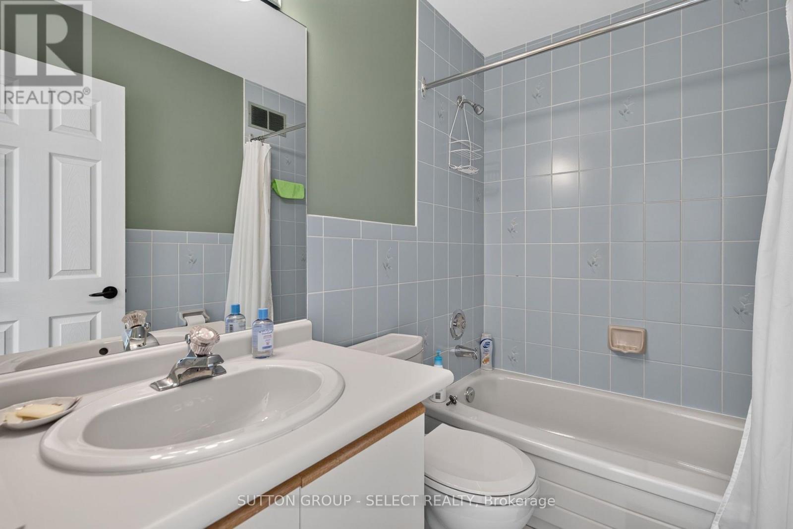 173 Whiteacres Drive Property Photo 37