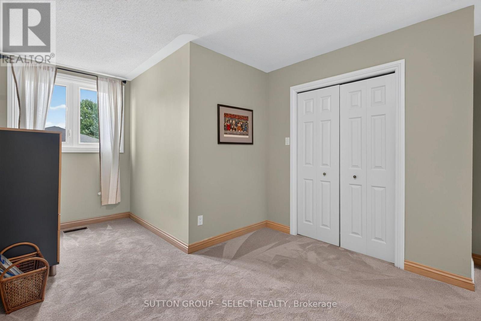 173 Whiteacres Drive Property Photo 39