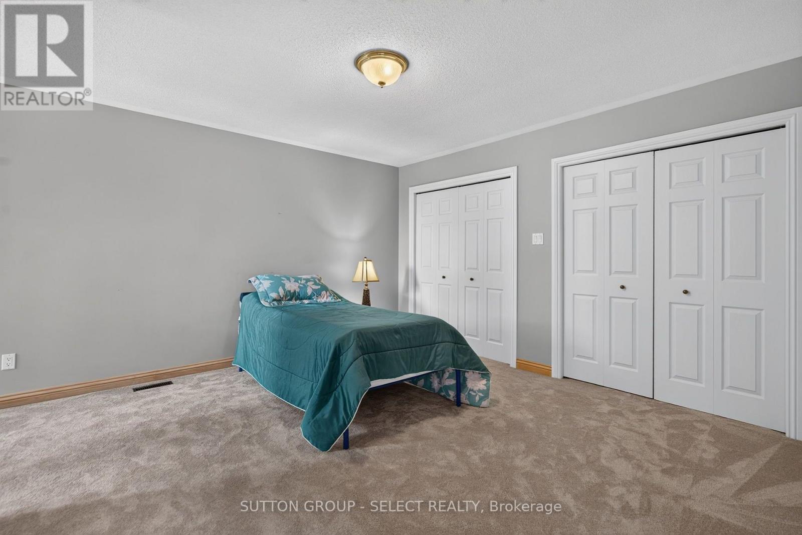 173 Whiteacres Drive Property Photo 40