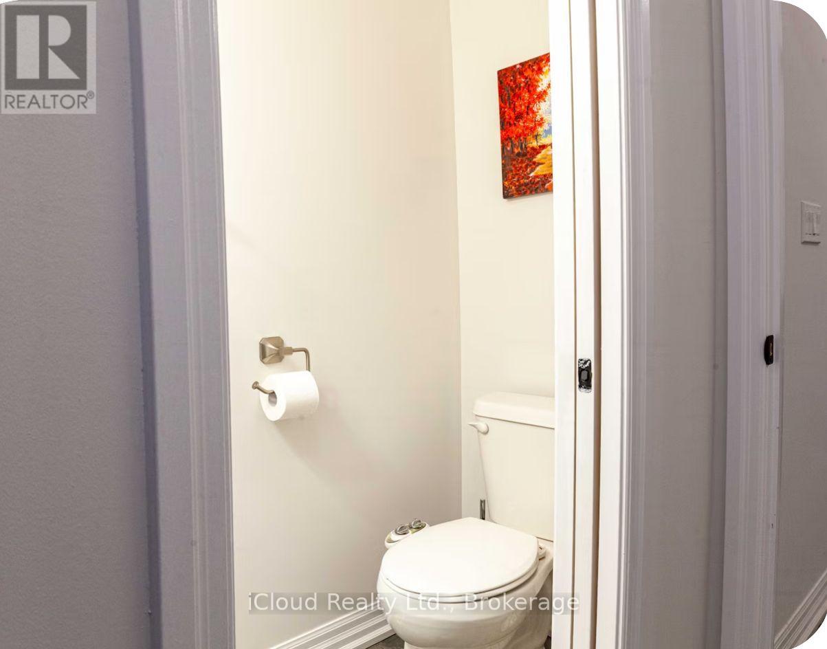 36 - 4311 Mann Street Property Photo 14