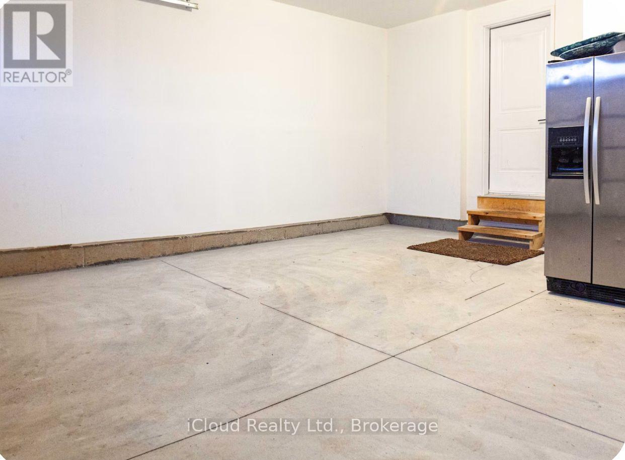 36 - 4311 Mann Street Property Photo 21