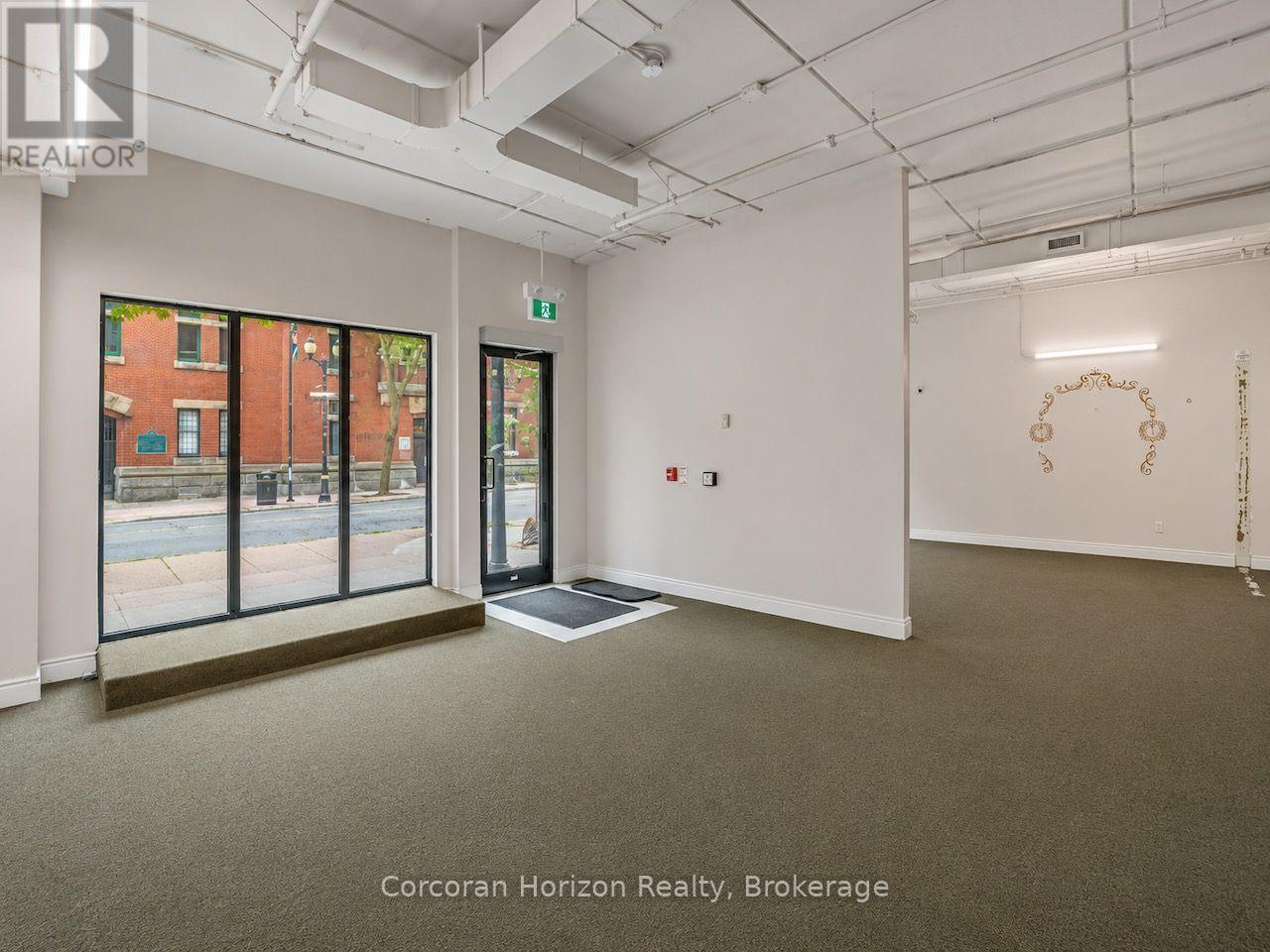 185 James Street N Property Photo 2