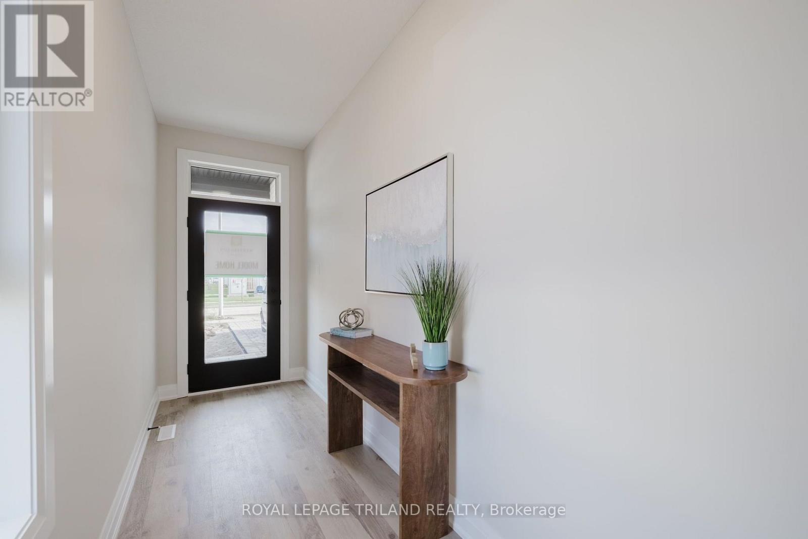 1899 Dalmagarry Road Property Photo 11