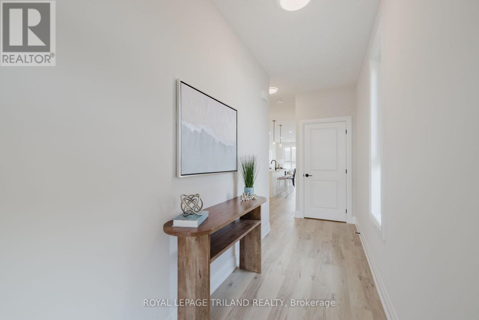 1899 Dalmagarry Road Property Photo 12