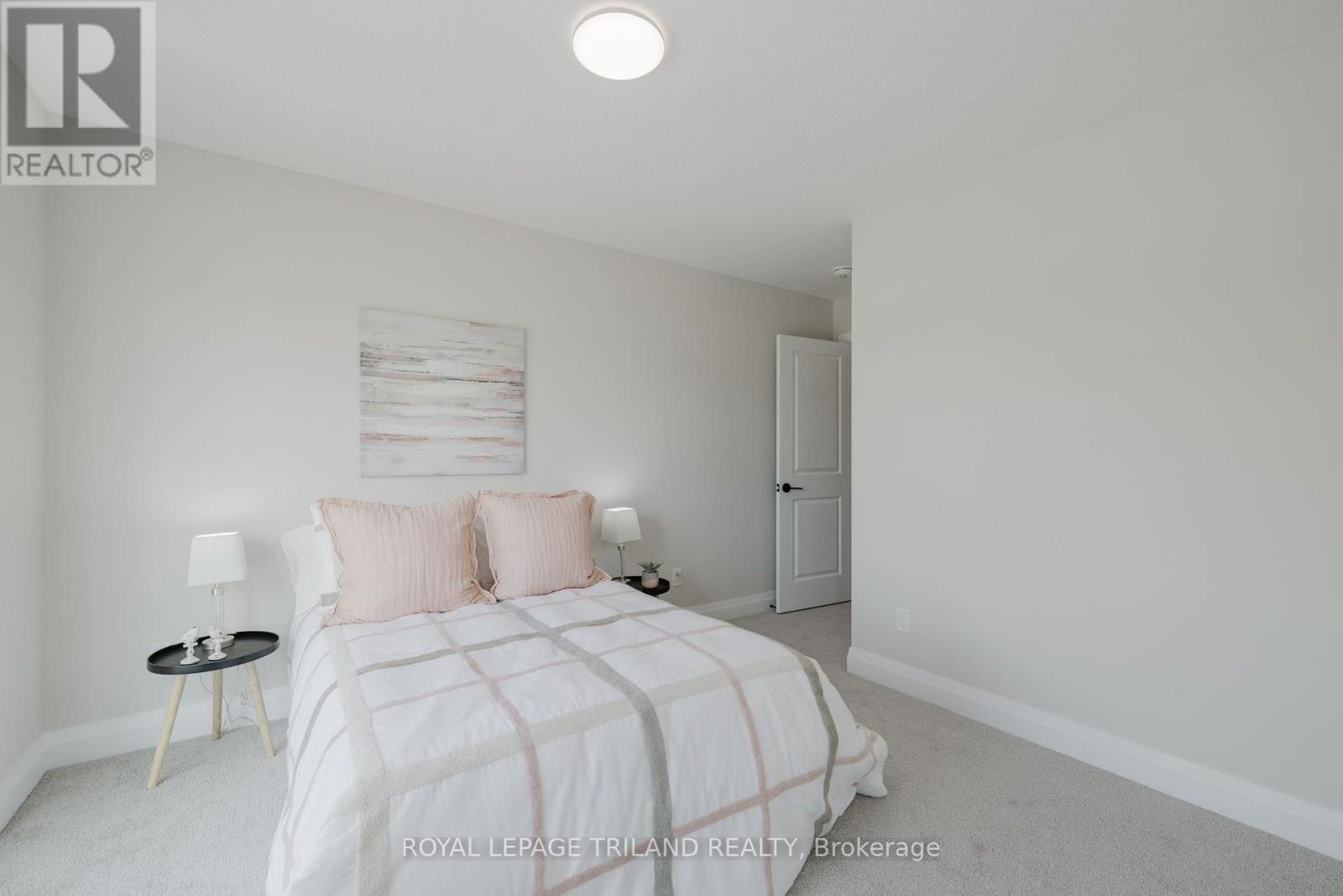 1899 Dalmagarry Road Property Photo 34