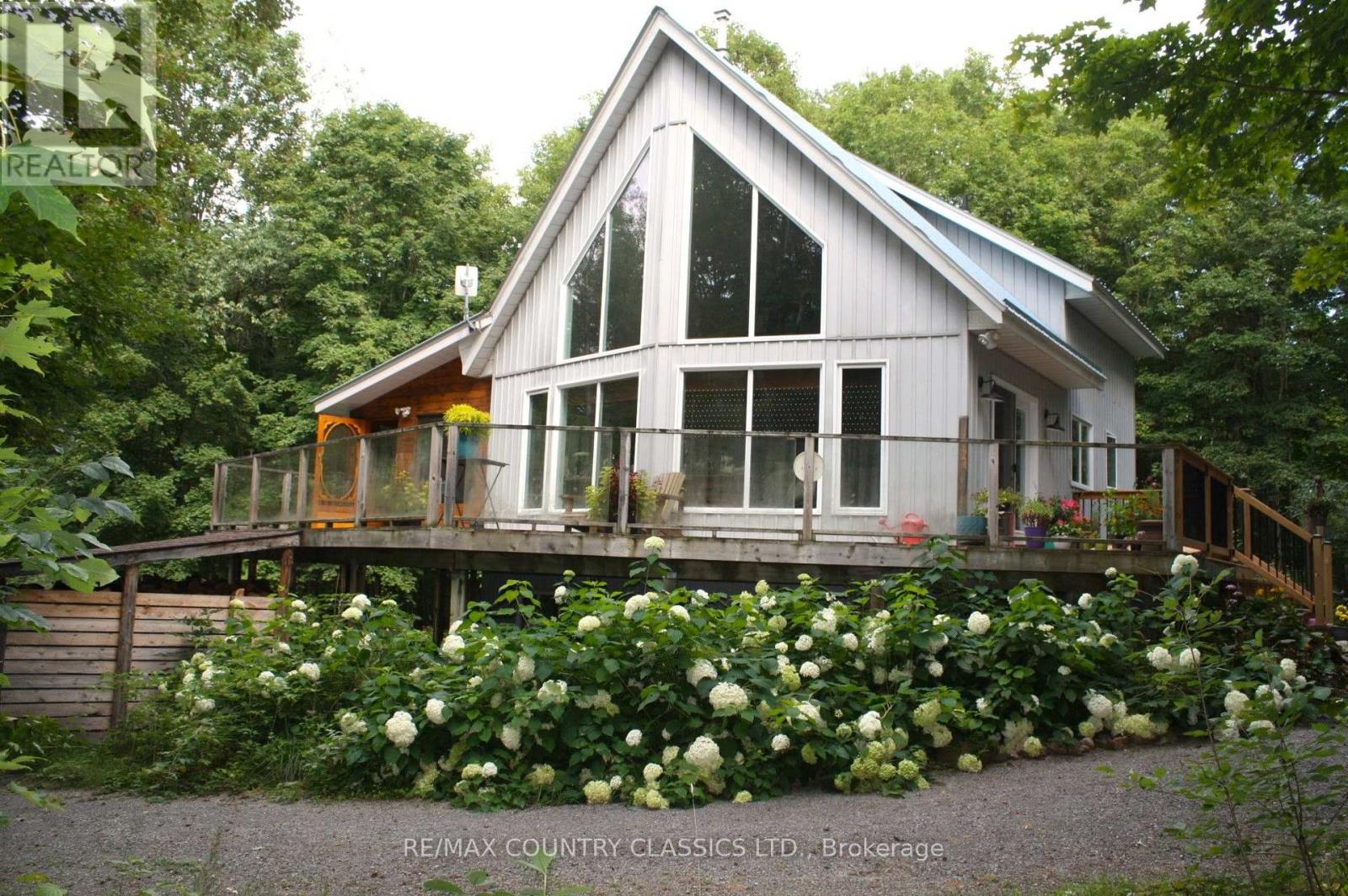 2721 Old Hastings Road Photo de la propriété 1
