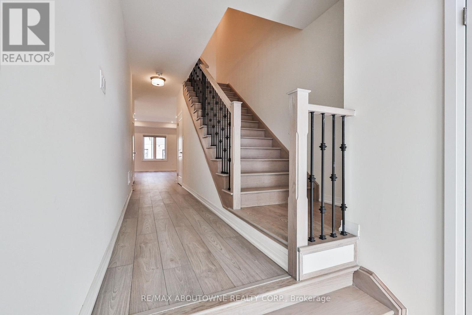 9 Wakeling Drive Property Photo 6