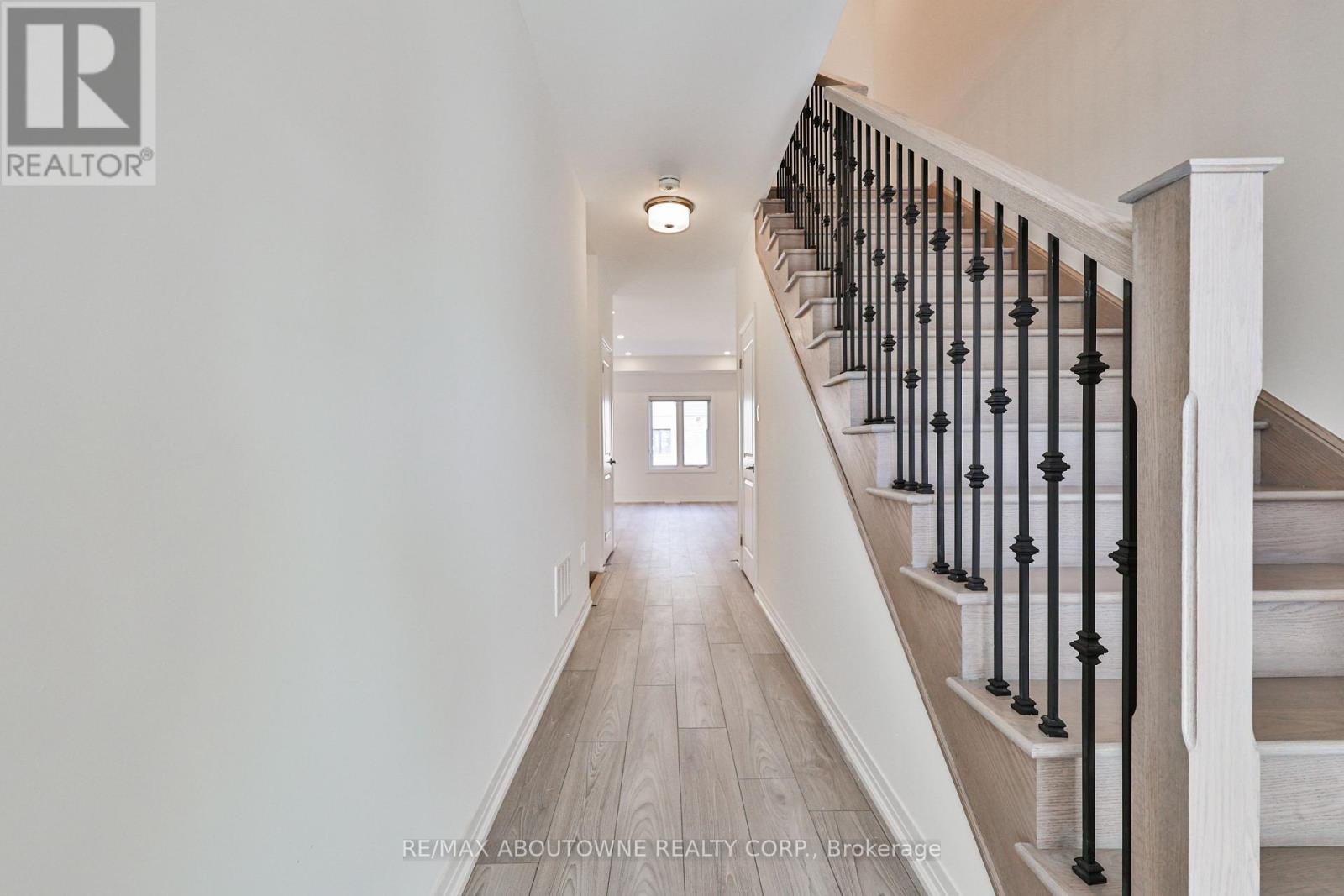 9 Wakeling Drive Property Photo 7