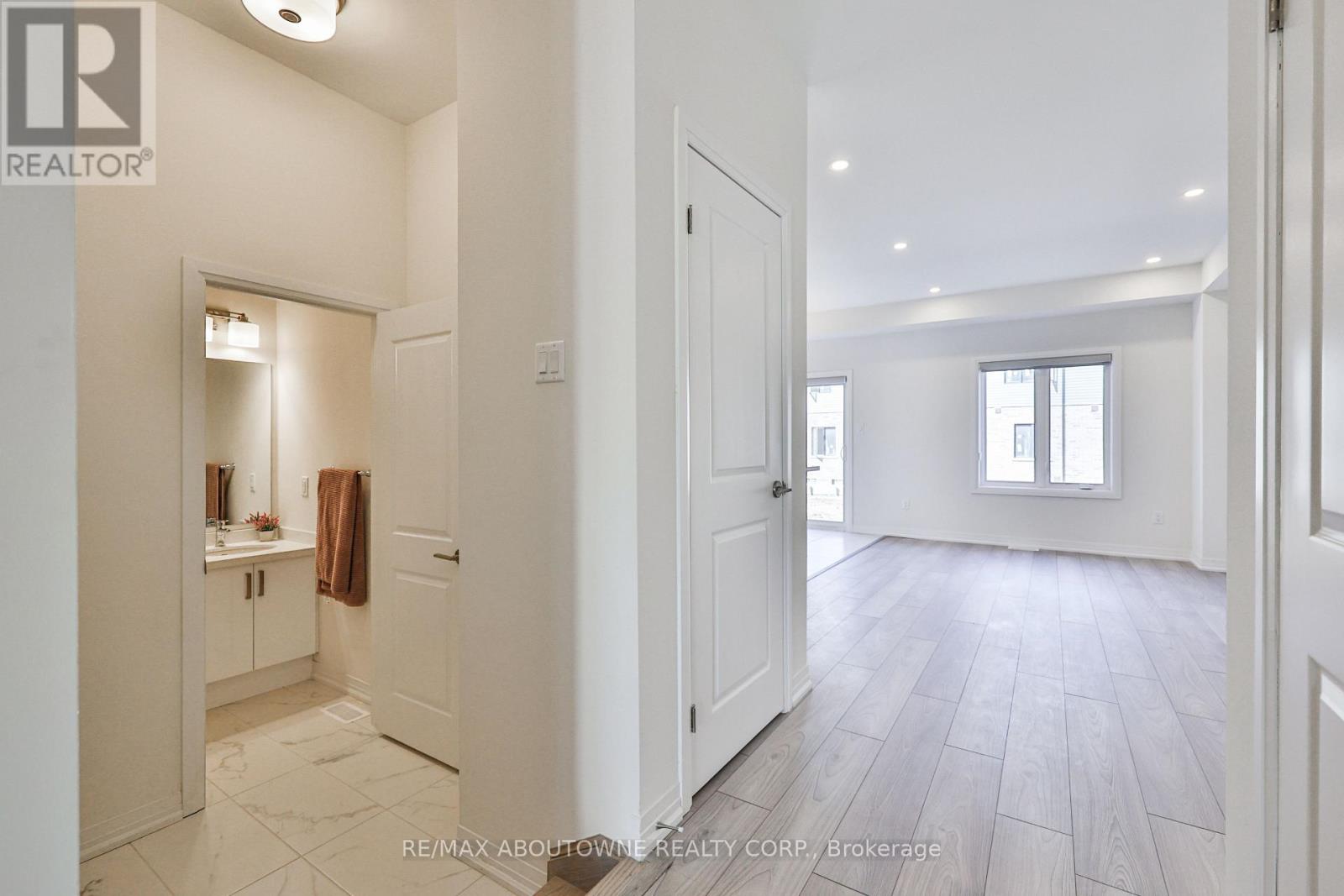 9 Wakeling Drive Property Photo 8