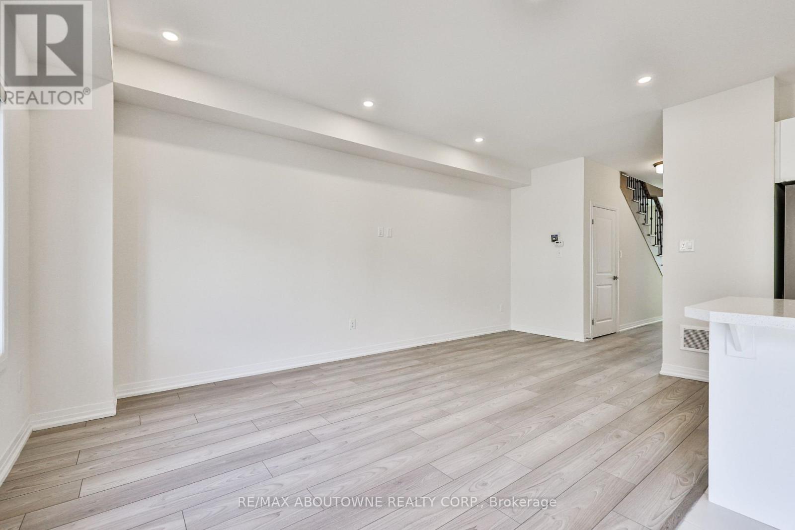 9 Wakeling Drive Property Photo 9