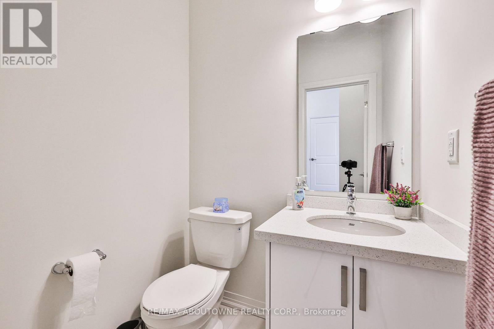 9 Wakeling Drive Property Photo 21