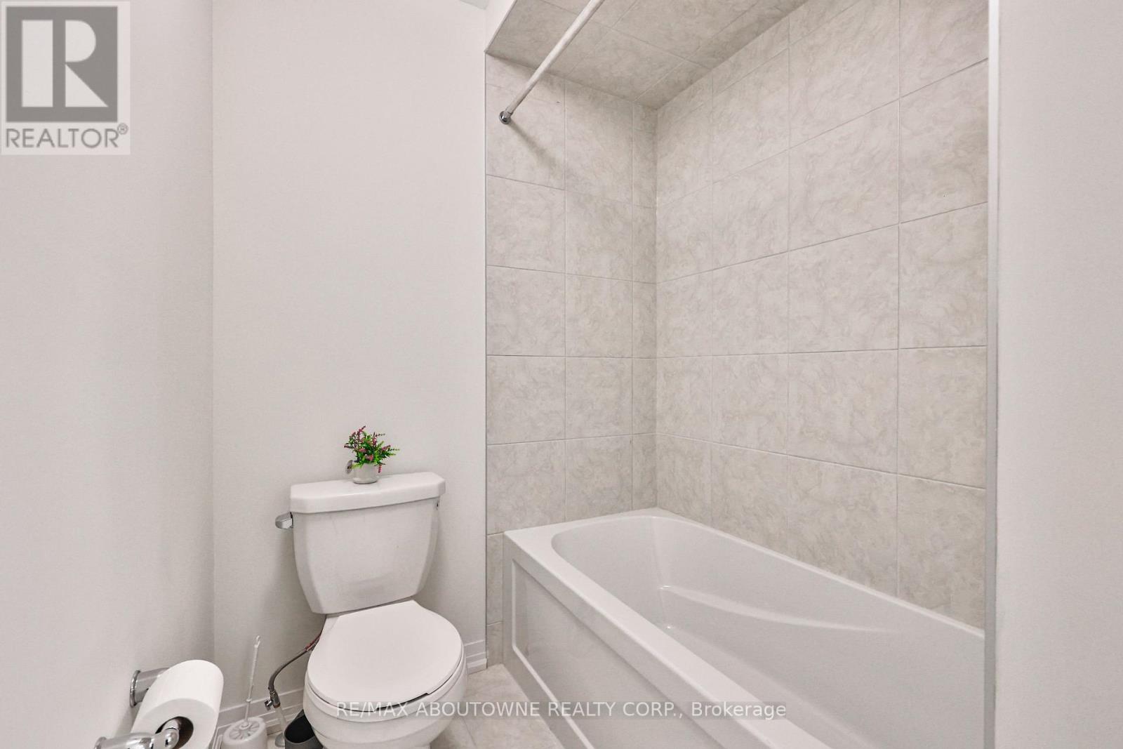 9 Wakeling Drive Property Photo 33