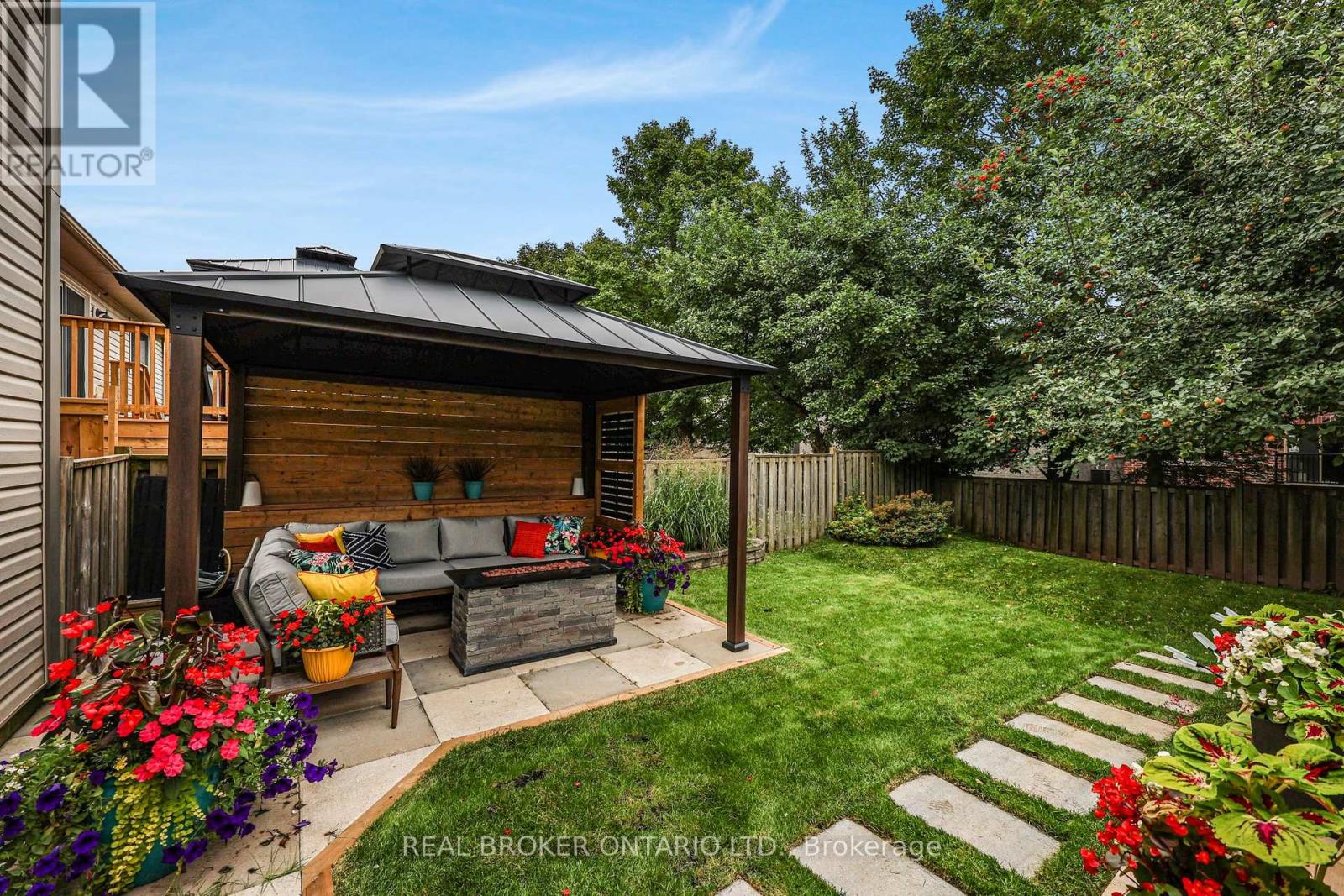 45 Sheffield Street Property Photo 36