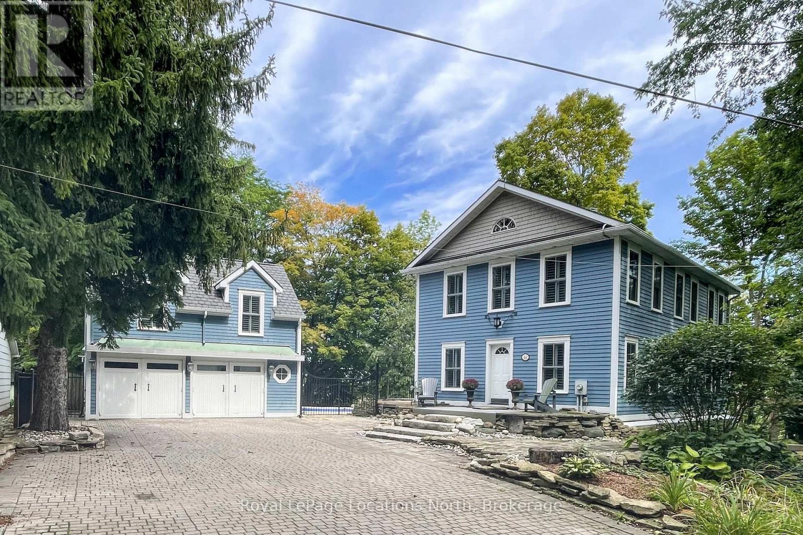 40 Alice Street E Property Photo 2